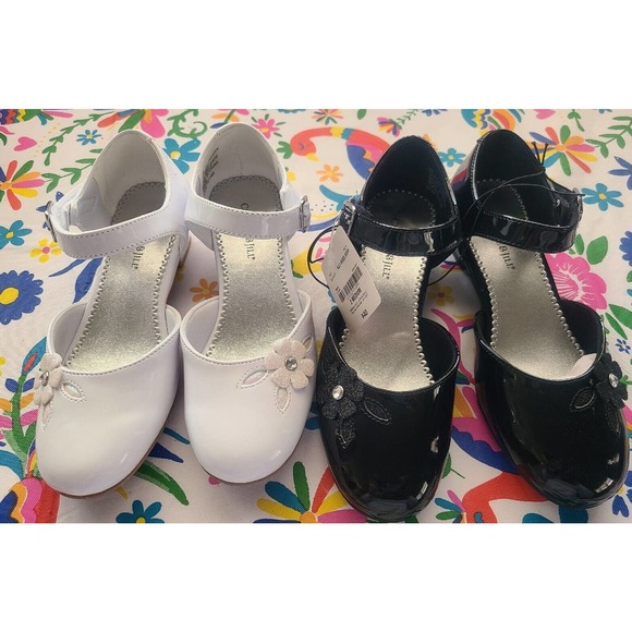 Christie & Jill Heaven Shoes Girls Size 2 WHTE/BLK Ankle Strap Mary Jane 2 pair - Picture 1 of 6